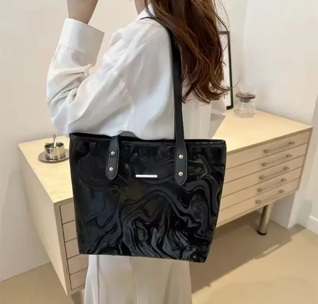 Luxury Women's Fashion PU Leather Tote Bag - Black